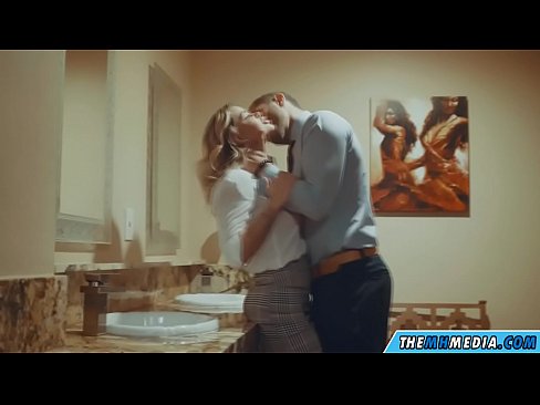 ❤️ Ko'krakli sarg'ish sizni jamoat hojatxonasida yo'ldan ozdirganda ❤❌ Super pornoda pornoda uz.rionews.top ️❤